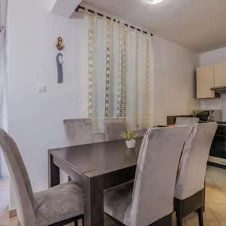 Sop By Interhome * Čižići