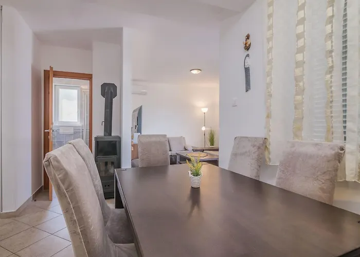 Appartamento Sop By Interhome *